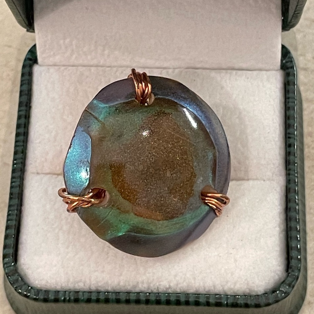 Iridescent Ring - Picture 2 of 4